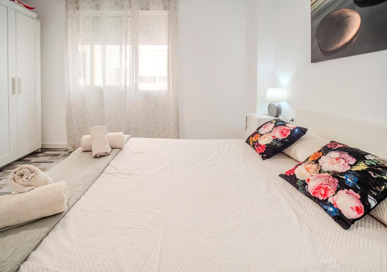 Aroma D'Valencia Apartment Екстер'єр фото